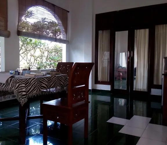Agus Guest house *